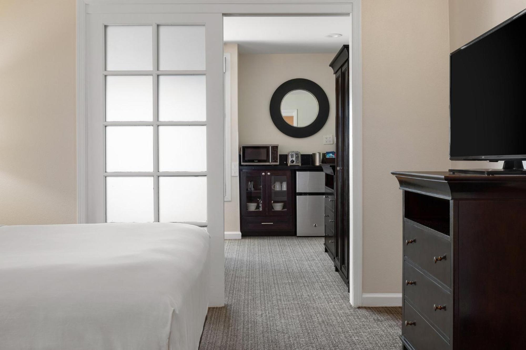 Peacock Suites Anaheim Exterior foto