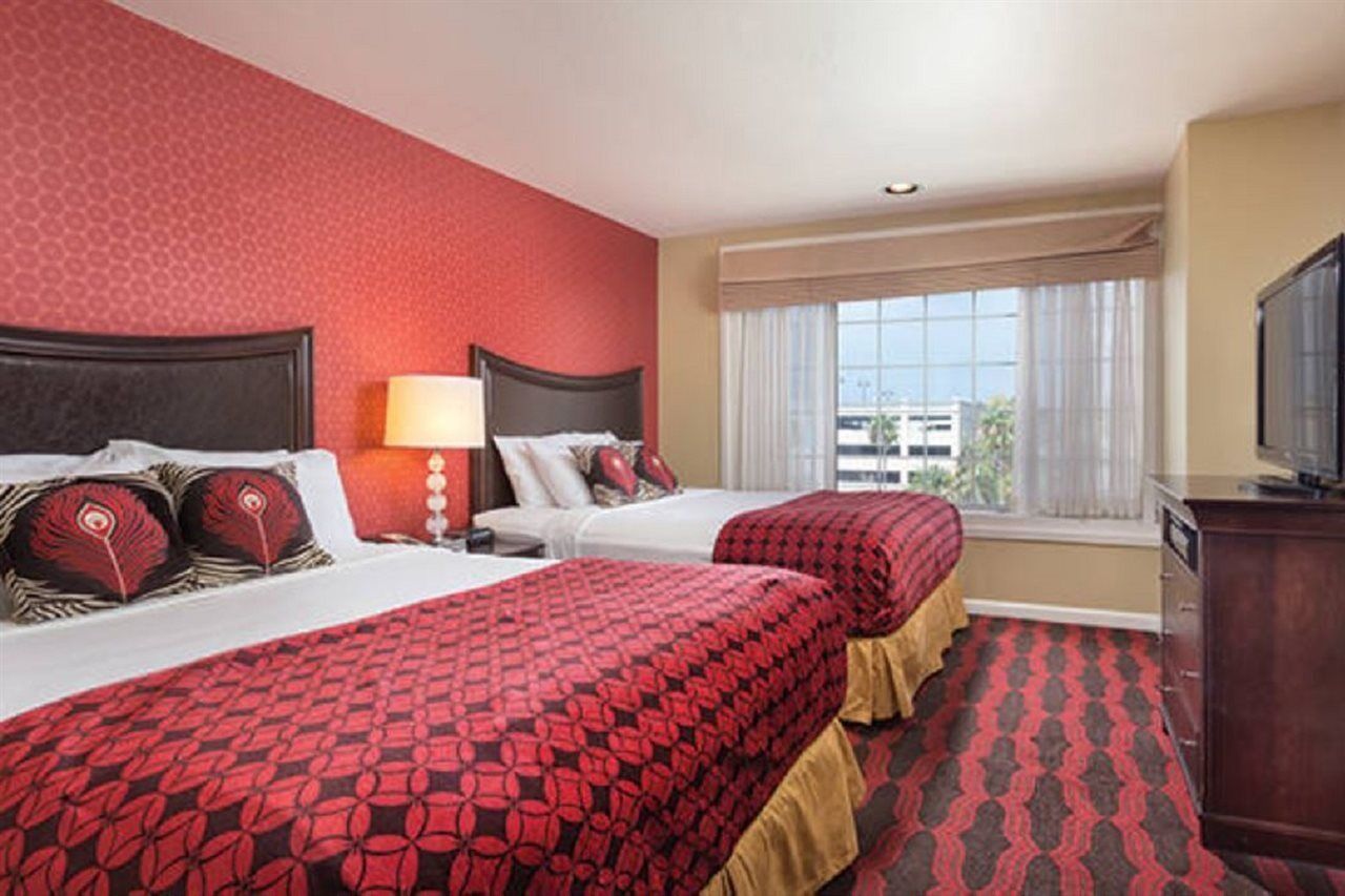 Peacock Suites Anaheim Exterior foto